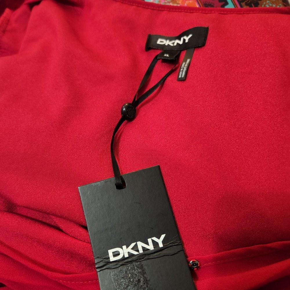 DKNY Women’s Pleated V-Neck Wrap Blouse size XL - Picture 4 of 5